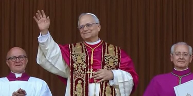 El cardenal Robert Prevost, estadounidense cercano a América Latina, es el nuevo papa: eligió el nombre de León XIV