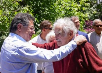 “Ha muerto el gran revolucionario”: así despide Petro a Mujica