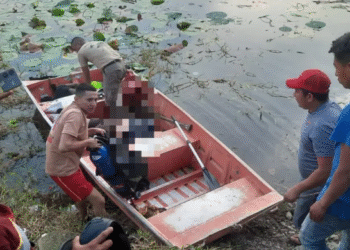 Mueren ahogados dos jóvenes pescadores tras naufragio de embarcación en un lago