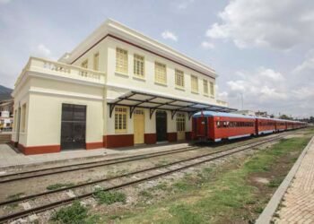 Tren de la Sabana atropelló a una persona en Bogotá: la víctima falleció