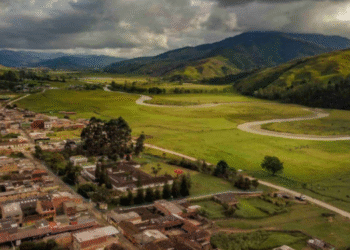 Niña murió calcinada tras misterioso incendio en Urrao: hermanito lucha por su vida
