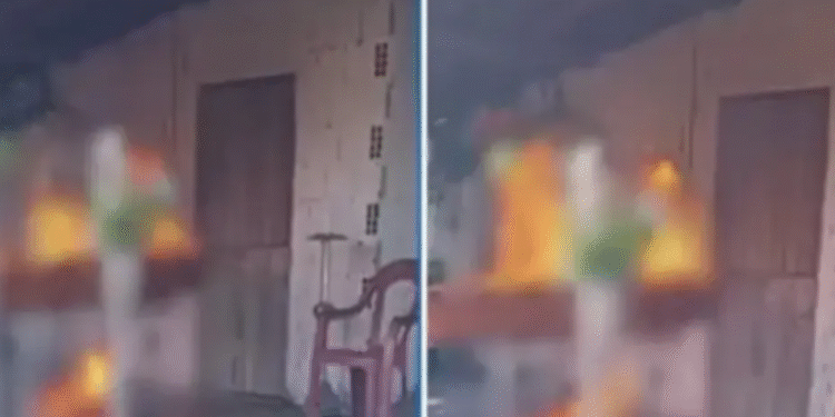 En un velorio delincuentes protagonizaron un acto atroz: quedó en video