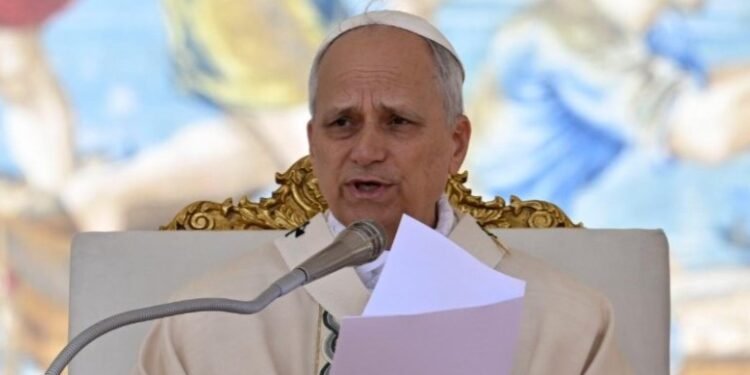 Papa León XIV, en misa inaugural de su pontificado, hace un llamado a la unidad: “¡Es la hora del amor!”