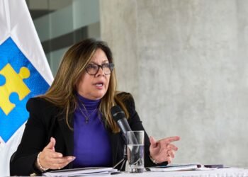 Fiscal Camargo rechaza orden de captura en su contra: “me cobija la tranquilidad de mi inocencia”
