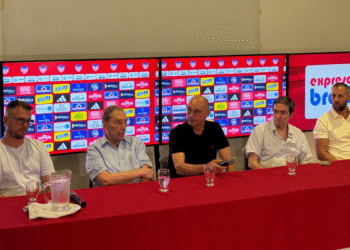 “Le preguntamos a la inteligencia artificial”: Críticas a Fuad Char por método en la elección del nuevo técnico de Junior