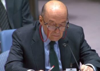 Álvaro Leyva envía otra carta a Petro: le pide “que se vaya” y revela bochornoso momento vivido en Italia