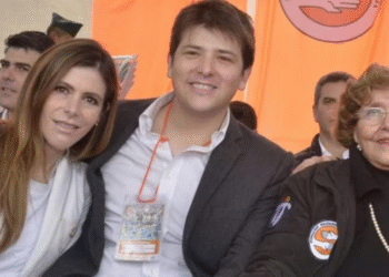 Falleció doña Nydia Quintero en el mismo hospital donde su nieto, Miguel Uribe, lucha contra la muerte