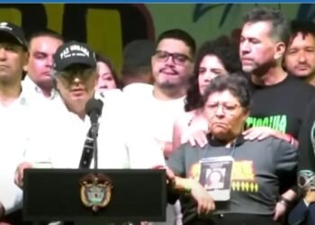 “No sabía”: mindefensa sobre presencia de cabecillas en evento del presidente Petro en Medellín