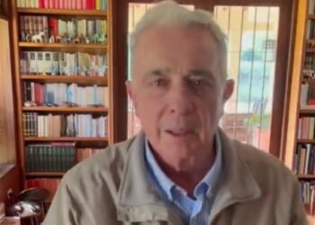 Fiscalía pide condenar al expresidente Álvaro Uribe por tres delitos