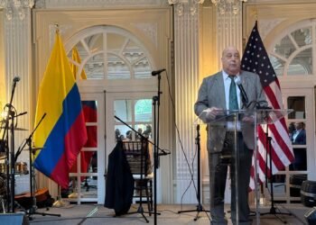 Embajador en Washington pide cita al Departamento de Estado para hablar sobre carta del presidente Petro