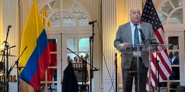 Embajador en Washington pide cita al Departamento de Estado para hablar sobre carta del presidente Petro