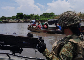 tres subtenientes desaparecidos en el río Magdalena