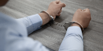 Capturan a dos ingenieros que producían y compartían material de abuso infantil