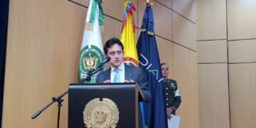 Procuraduría abre investigación al exdirector de la DIAN, Luis Carlos Reyes