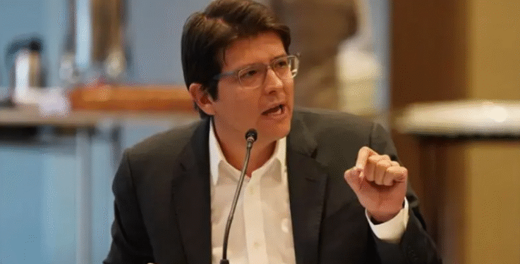 Miguel Uribe se agrava de nuevo, tras hemorragia en el sistema nervioso central