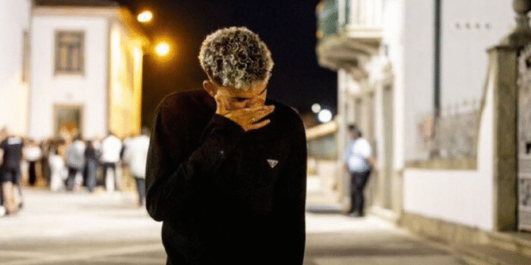 Luis Díaz viajó a Portugal y asistió a la misa en honor a Diogo Jota y su hermano