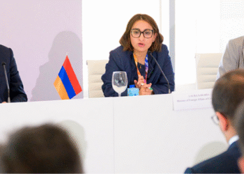Laura Sarabia renuncia a la Cancillería tras inconvenientes con pasaportes