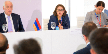 Laura Sarabia renuncia a la Cancillería tras inconvenientes con pasaportes