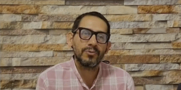 Liberan al docente que estuvo retenido junto con su familia durante horas en Serbia