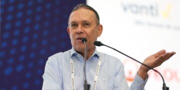 Corte Suprema abrió investigación preliminar contra Efraín Cepeda por supuesta manipulación en votación de la consulta popular