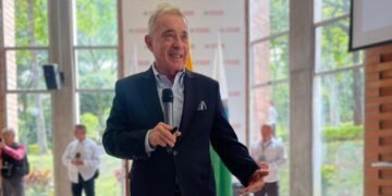 Tribunal Superior de Bogotá ordena libertad inmediata del expresidente Uribe