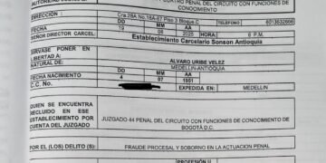 Expedida la boleta que le devuelve la libertad al expresidente Uribe