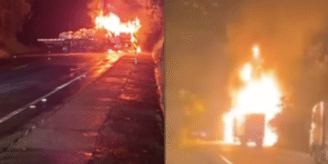 Otro ataque en la vía Medellín - Costa Caribe: un camión fue incinerado