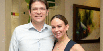 "Se me desgarra el alma": María Claudia Tarazona, esposa de Miguel Uribe, tras dos meses del atentado