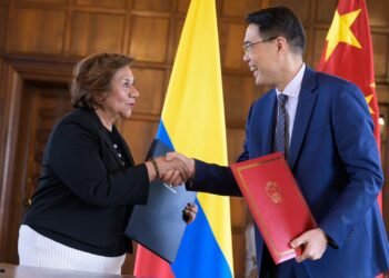 Colombia y China, cada vez más cerca