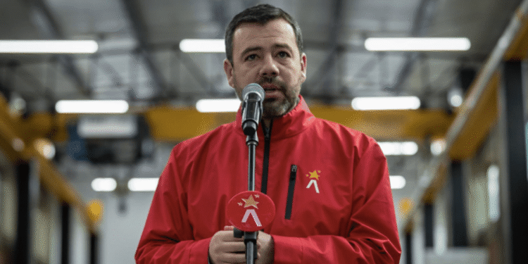 Alcalde Galán se pronuncia sobre muerte de un hombre y 5 heridos tras disturbios en el Movistar Arena