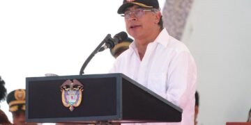 Colombia prohíbe en su totalidad las exportaciones de carbón a Israel