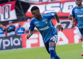 Néyser Villarreal de Millonarios desata polémica por vestir camiseta de acérrimo rival en redes sociales