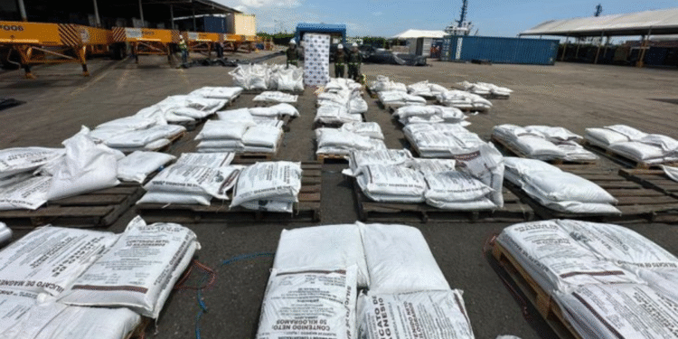 Incautan más de cinco toneladas de cocaína en el Puerto de Cartagena