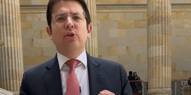 Cuerpo de Miguel Uribe Turbay será llevado a cámara ardiente en el Congreso