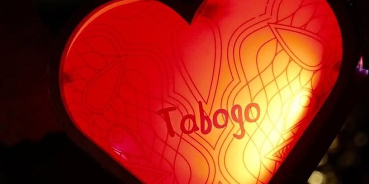 Sellan la cocina de Andrés D. C., tras inspección del Ministerio de Trabajo