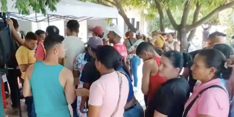 Más de 600 desplazados llegan a Arenal, Bolívar, por amenazas del ELN