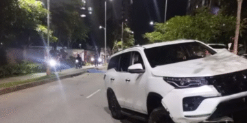 En Floridablanca una camioneta arrolló a varios motociclistas y en el hecho una persona resultó muerta