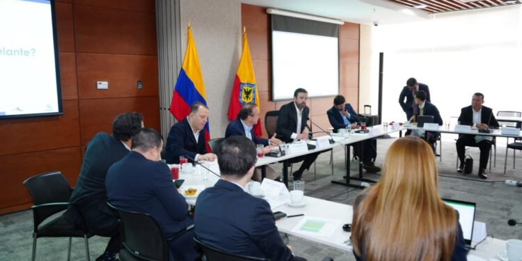 El alcalde Carlos Fernando Galán fue elegido presidente de Asocapitales