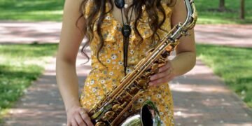 Mambos con Swing, la llamativa propuesta musical de una colombiana, que exalta los ritmos latinos en el mundo