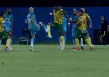 Escándalo en el fútbol colombiano por penal mal sancionado en el Torneo BetPlay