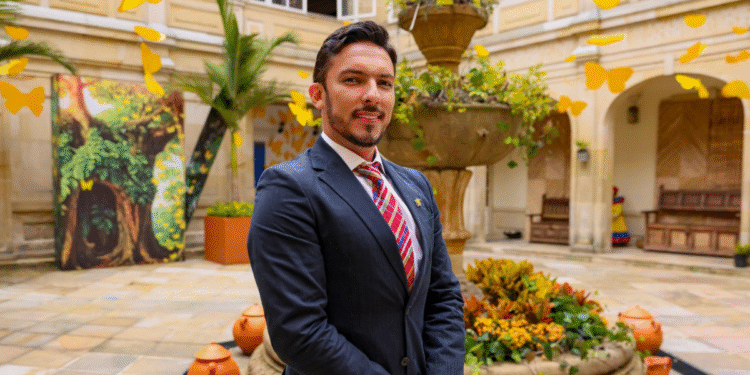 Presidente Petro aceptó la renuncia del ministro de Igualdad, Juan Carlos Florián