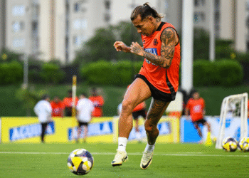 Lorenzo habría sido presionado para convocar a Dayro Moreno a la Selección Colombia