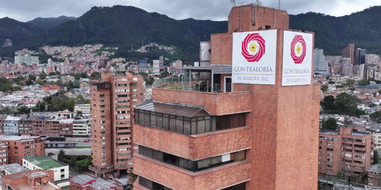 Contraloría de Bogotá lanza alerta por baja ejecución presupuestal en los fondos de desarrollo local