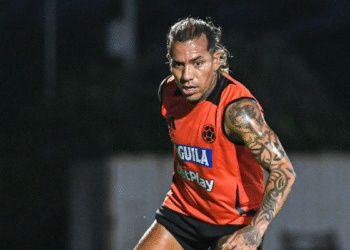 “Es una opción”: Néstor Lorenzo confirmó rol de Dayro Moreno para enfrentar a Bolivia