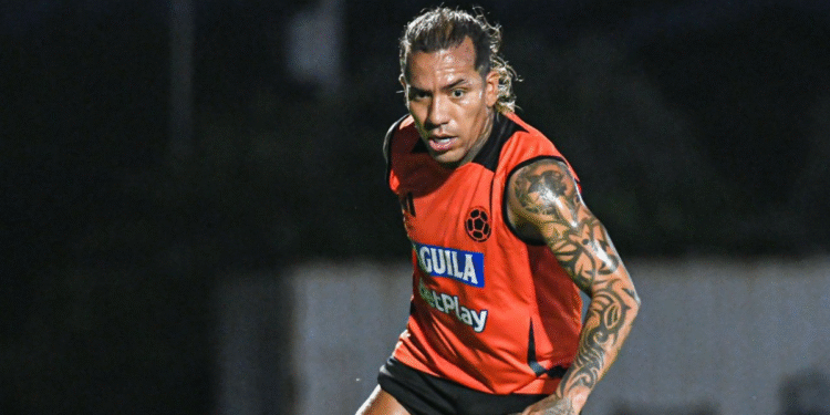 “Es una opción”: Néstor Lorenzo confirmó rol de Dayro Moreno para enfrentar a Bolivia