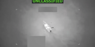 EE.UU. confirma nuevo bombardeo a embarcación que navegaba por aguas del Caribe