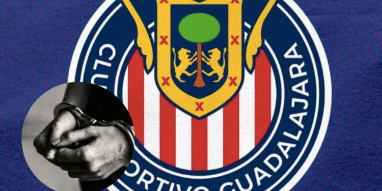 Famoso exfutbolista fue detenido por presunto abuso sexual con una menor de edad