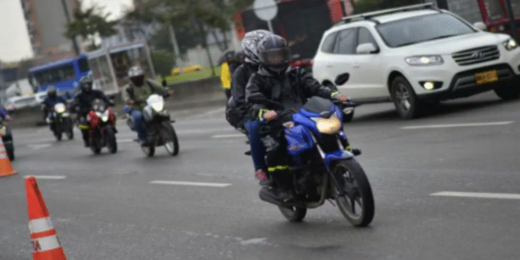 Ojo, motociclistas: Gobierno aplaza hasta 2026 la entrada en vigor del reglamento sobre sistemas de frenado