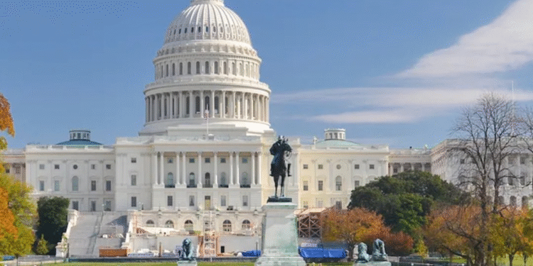 Portavoz de la Casa Blanca tilda a Gustavo Petro de “desquiciado” y afirma que no hay señales de mejoría en la relación