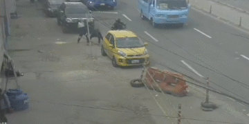 Los antecedentes penales del hombre que habría asaltado a policía en Bogotá